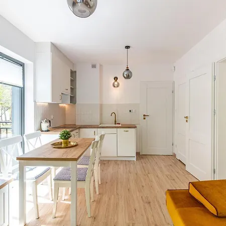 Sailor * Pogorzelica (Gmina Rewal)